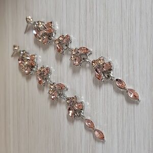CHAMPAGNE ROSE CRYSTAL DRIP EARRINGS